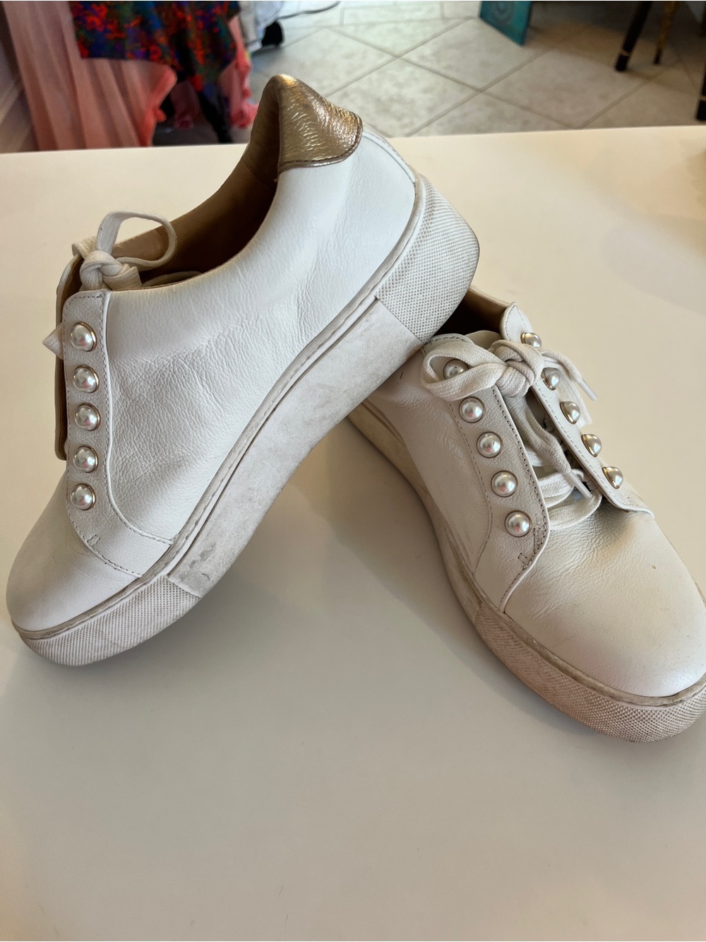 Alex Marie White Leather Wrenna sneaker with Gold Heel Pearl Accent SZ 9 1/2